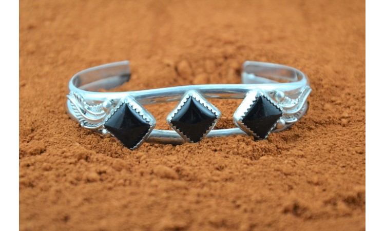 Native american black onyx bracelet