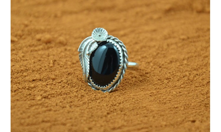 Onyx and feather Navajo ring size 10