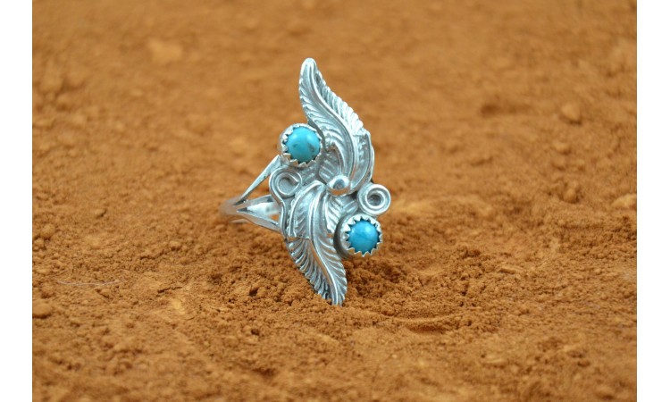 Turquoises and leaves ring