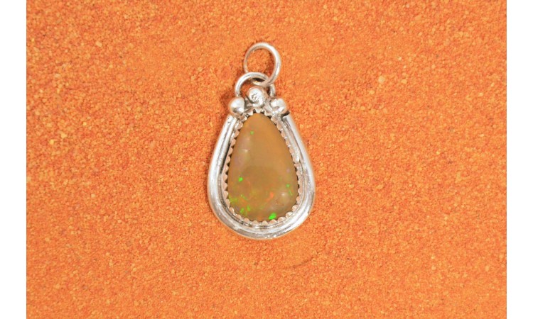 Pendentif opale