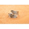 Adjustable feather ring