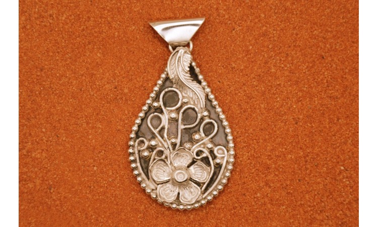 Flower Pendant