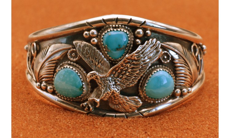 Bracelet aigle et turquoises