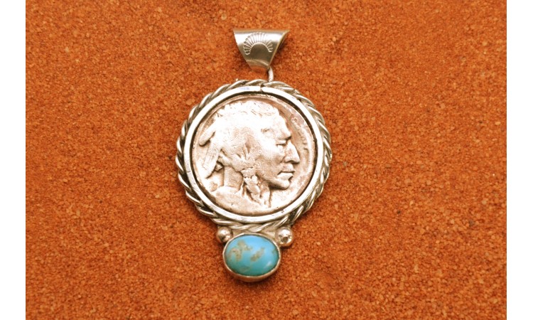 Pendentif tête d'indien et turquoise