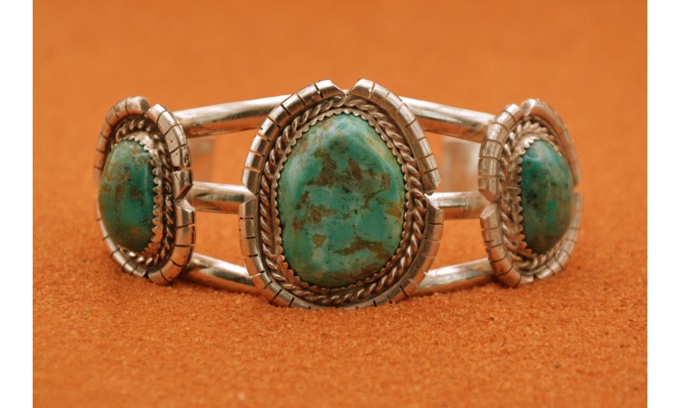 Kingman turquoise bracelet