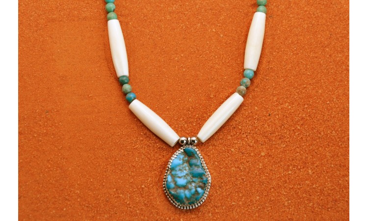 Collier os et turquoises Kingman