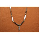 Collier turquoise plumes et os