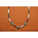 Collier turquoises et os